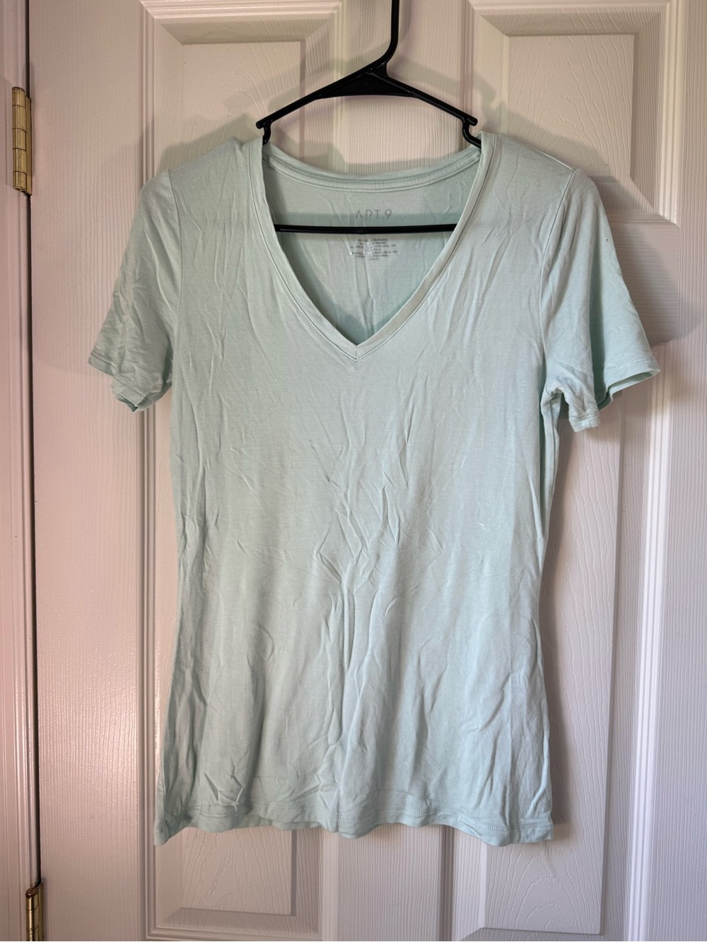 Apt. 9 Pale Mint V-Neck Short Sleeve Tee